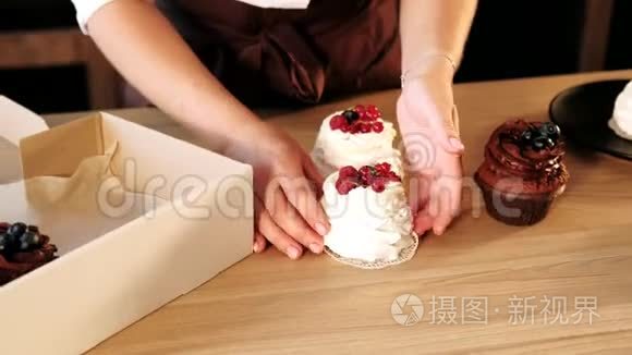 自制糕点送蛋糕店营业箱视频