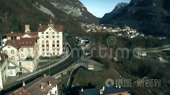 意大利北部山区典型景色鸟瞰图视频