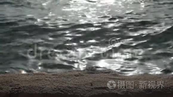 海面上波光粼粼视频