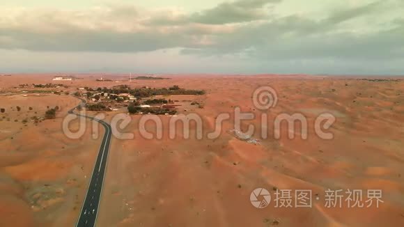 中东沙漠的村庄