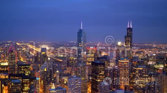 芝加哥的城市夜景-鸟瞰图