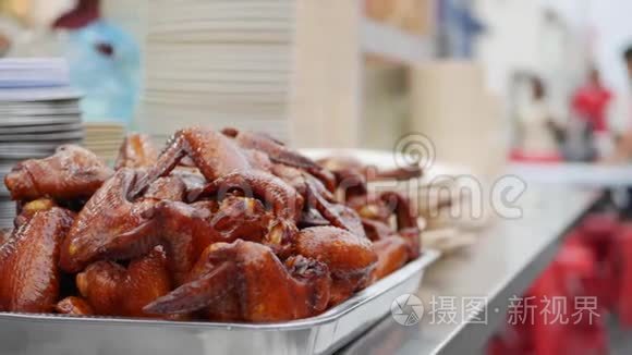 在当地夜市烹饪街头美食.. 4k