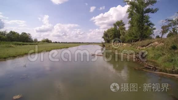 波兰华沙维斯特拉河低通行视频