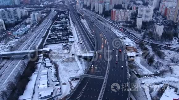 无人驾驶飞机在莫斯科市中心的空中飞行