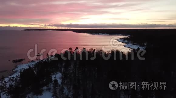 俄罗斯拉多加湖冰场黎明视频