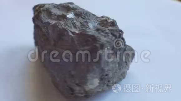 铅玻璃矿物样品视频