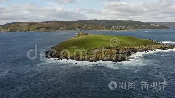 纽芬兰海岛和海岸线的鸟瞰图视频