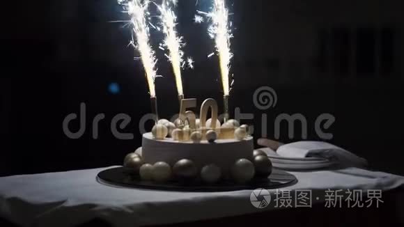 五十周年纪念蛋糕视频