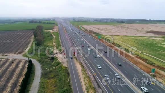 道路从上面静态拍摄