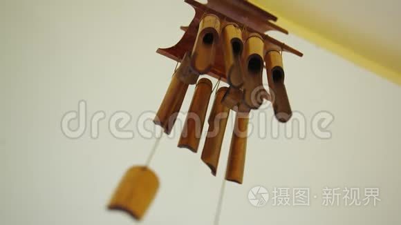 木制的中国风铃视频