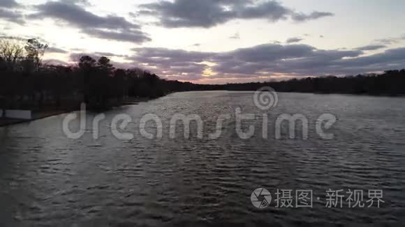 鸟瞰木材湖威廉斯敦新泽西州视频