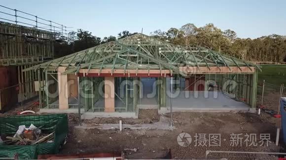 澳大利亚建筑工地屋顶桁架安装