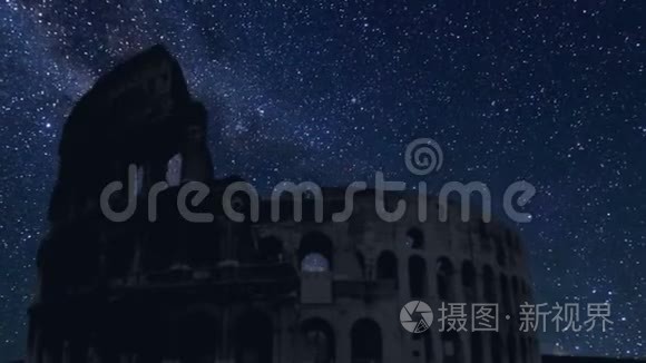 竞技场剪影与时间流逝的星星视频