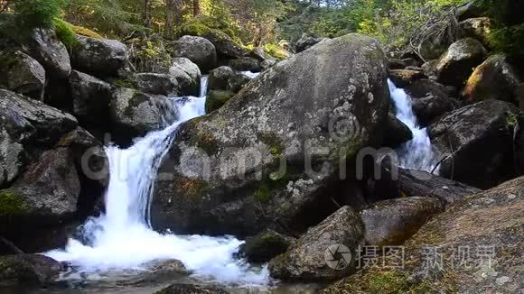 强烈的山涧视频