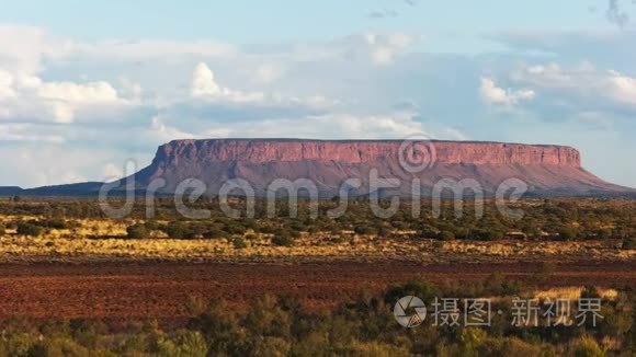 日落时分把康纳山的近景放大视频