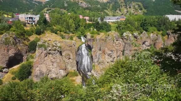 杰木克瀑布泉岩景观短视频