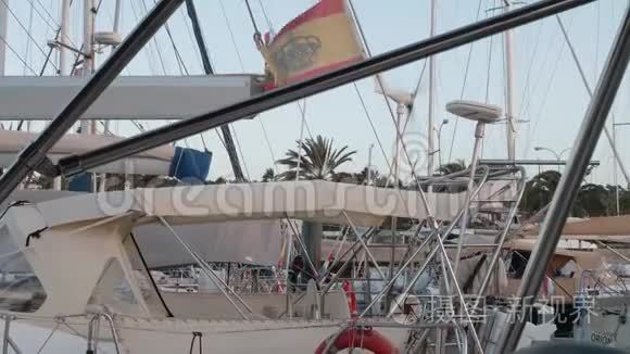 码头游艇发电用风力发电机视频