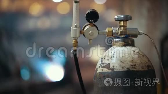 制造工厂的气瓶视频
