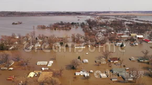 爱荷华州太平洋交界处的小镇完全淹没在2019年3月的洪水中