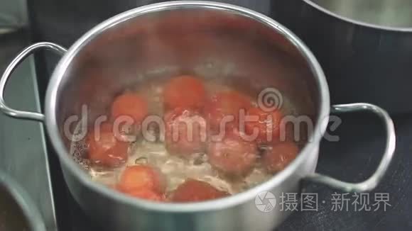 煮熟的胡萝卜视频