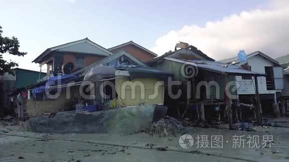 亚洲海边贫民窟的穷人之家视频