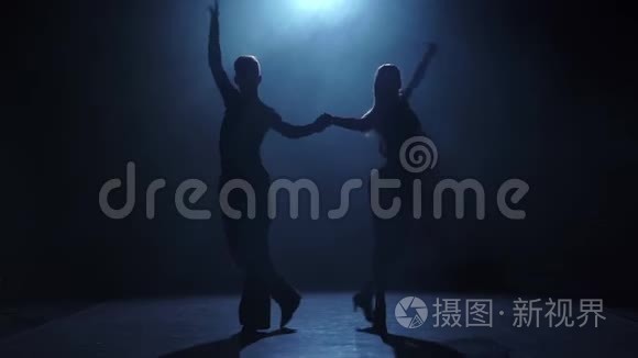 舞厅-体育节目中的舞蹈元素，慢动作剪影