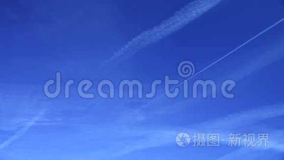 天空中的护栏视频