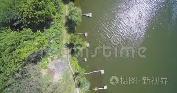 用渔人桥进行乡村湖空中演练视频