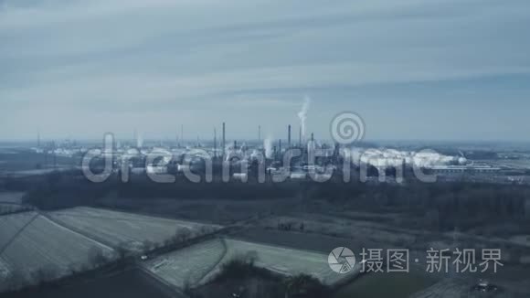 大空气污染工业区的鸟瞰图视频