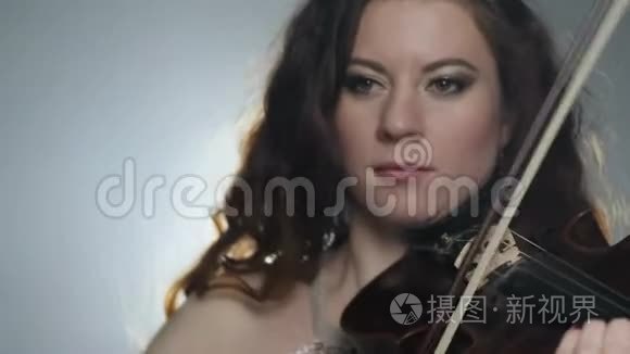 音乐学院女声器乐演奏小提琴视频