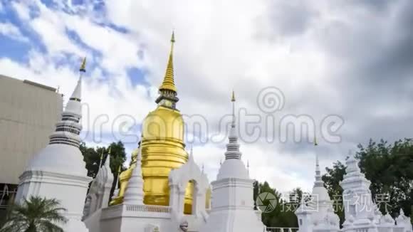 泰国清迈的美丽时光道寺