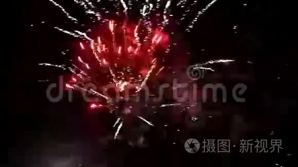 烟花背景与声音在夜间