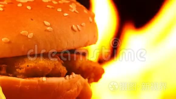 美味的肉鸡汉堡视频