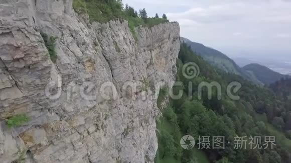 瑞士的高岩面视频