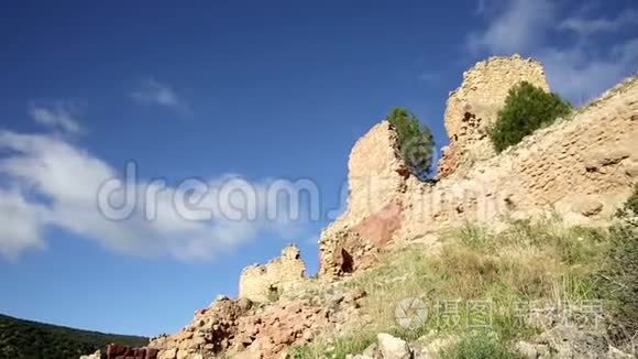 Albarracin旁边的圣克罗奇城堡废墟