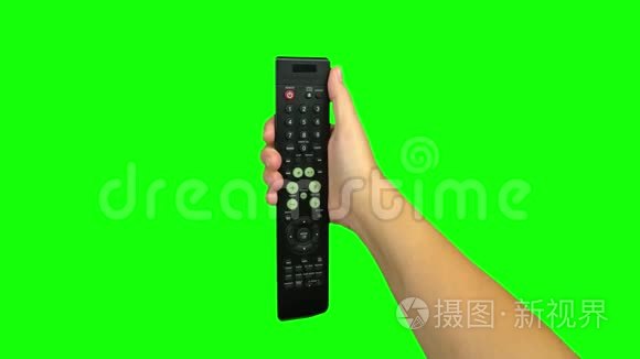 黑色遥控器电视换一个频道.. 绿色屏幕