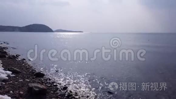 海景俯瞰日本海洋的Amur湾..