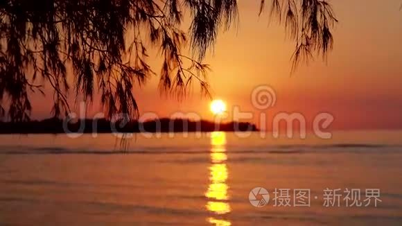 吉利岛海边日落视频