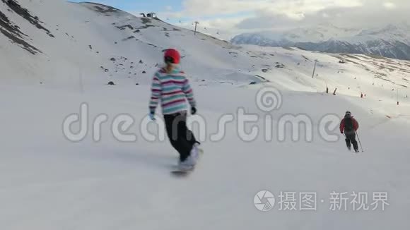 滑雪跟踪视频