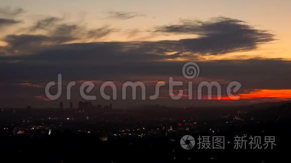 洛杉矶猩红日落的夜景视频