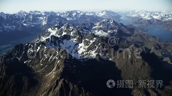 洛佛顿在北极的山峰视频