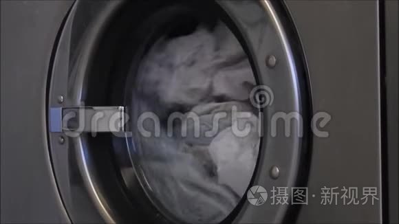 洗衣机洗衣店视频