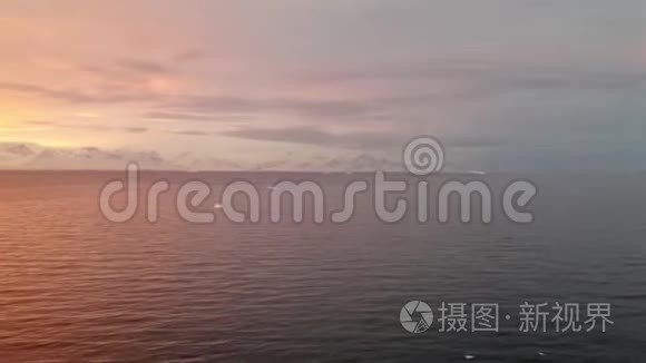 南极洲海岸线上空的日出视频