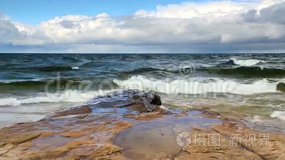 矿工海滩风日视频