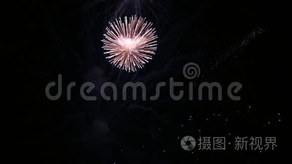 节日新年庆典之夜燃放烟花视频