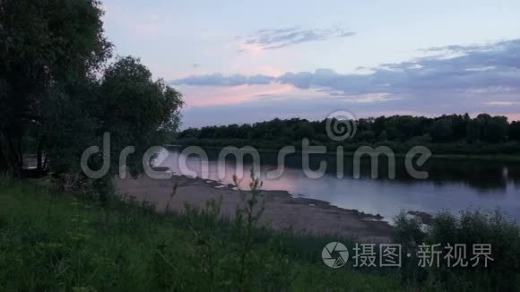 俄罗斯河面日落视频