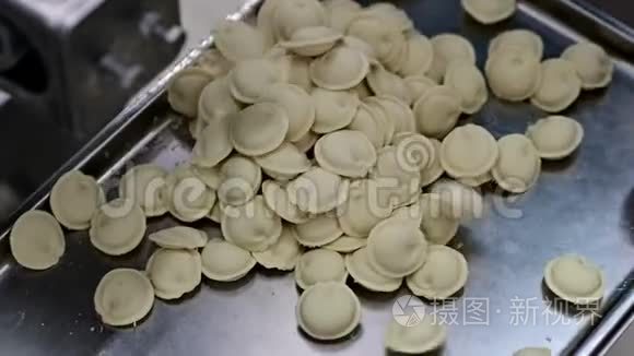 佩梅尼制造工艺工厂手工制作视频