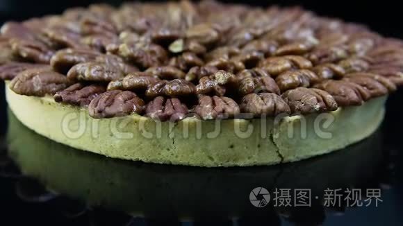 在手工制作的圆形杏仁饼上放大视频