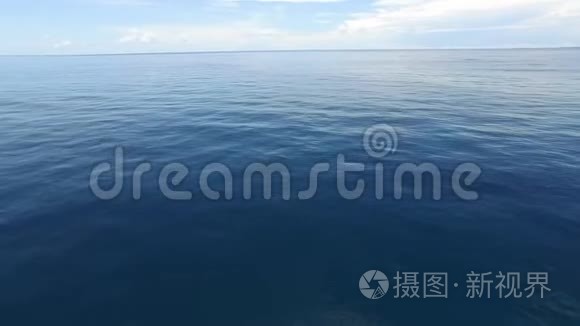 大海的地平线视频