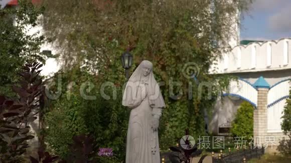 上帝之母雷法修道院视频